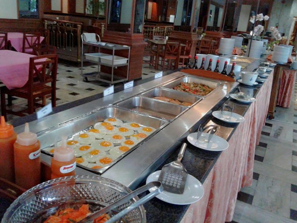 Royal Palace Hotel Pattaya Bagian luar foto