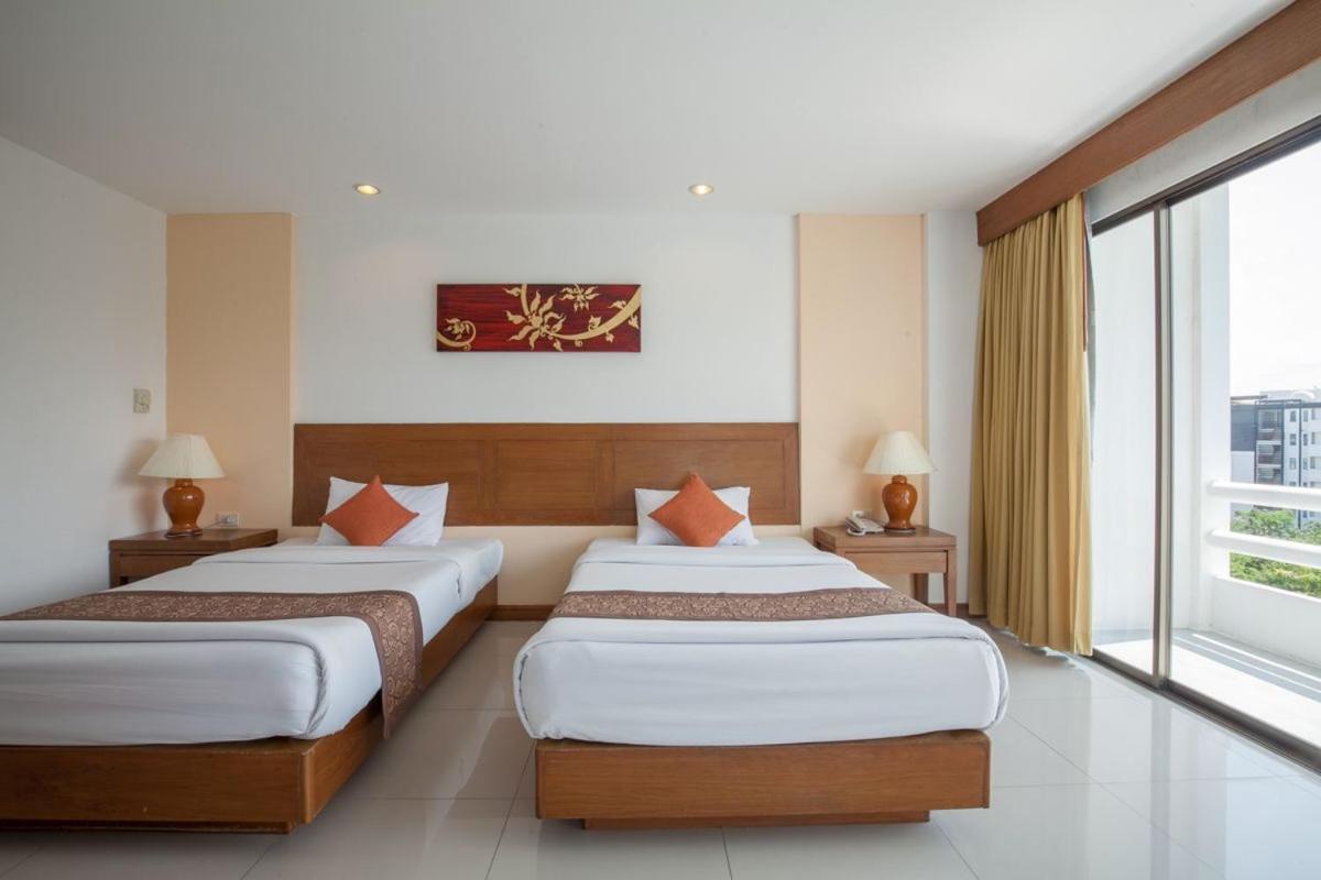 Royal Palace Hotel Pattaya Bagian luar foto
